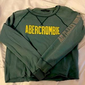 Green abercrombie shirt perfect for the fall and winter!!!